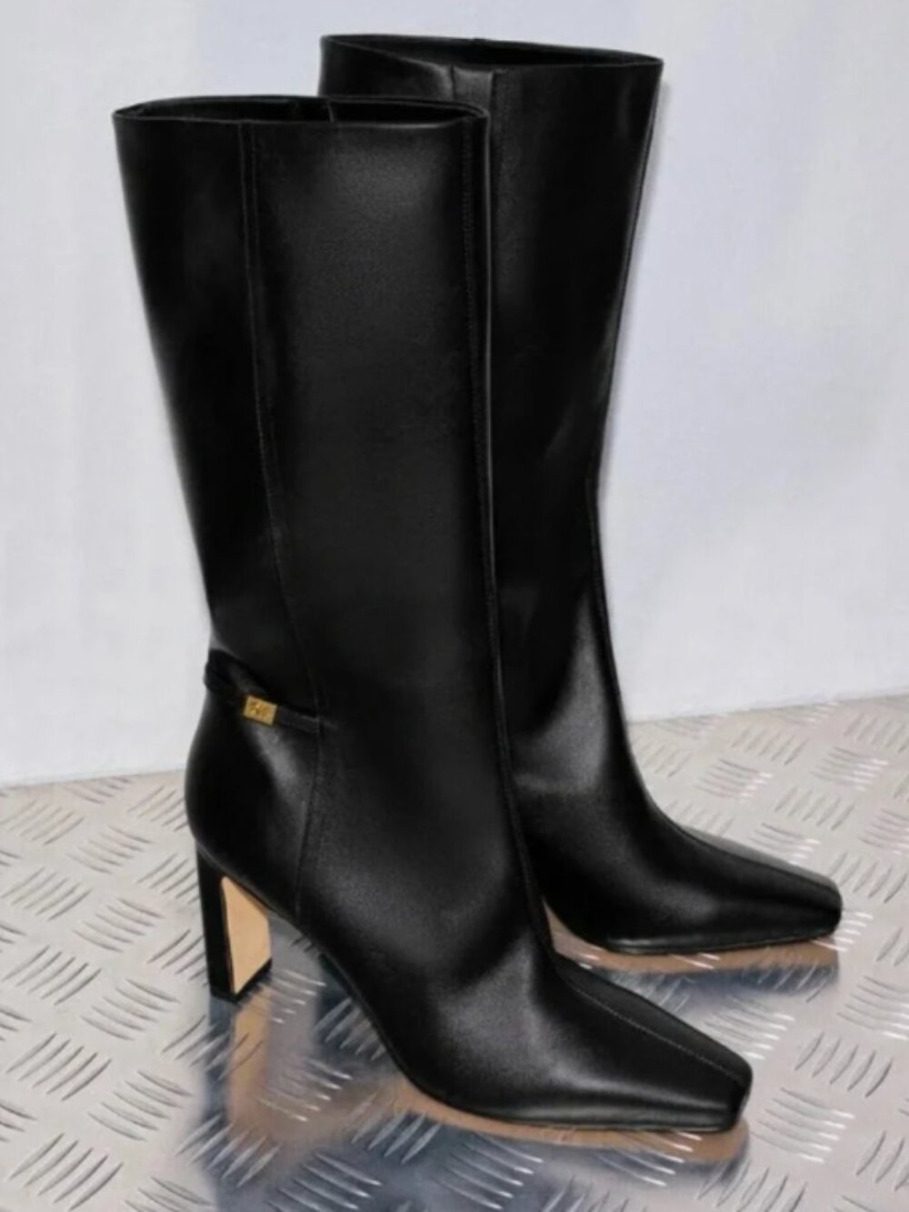 Charles & Keith Georgina Leather Knee-High Boots | Black | Size 9 NWOB